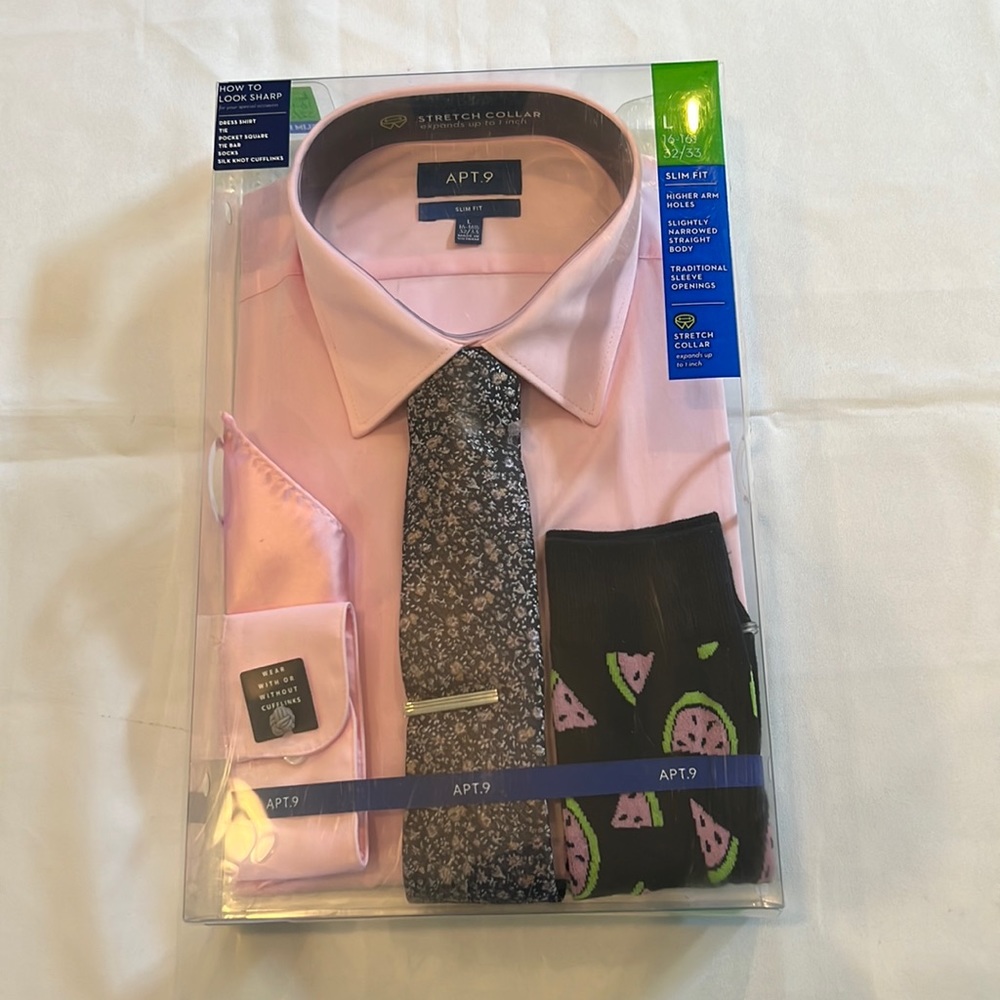 Apt 9 Pink Dress Shirt with Tie and Socks  NWT